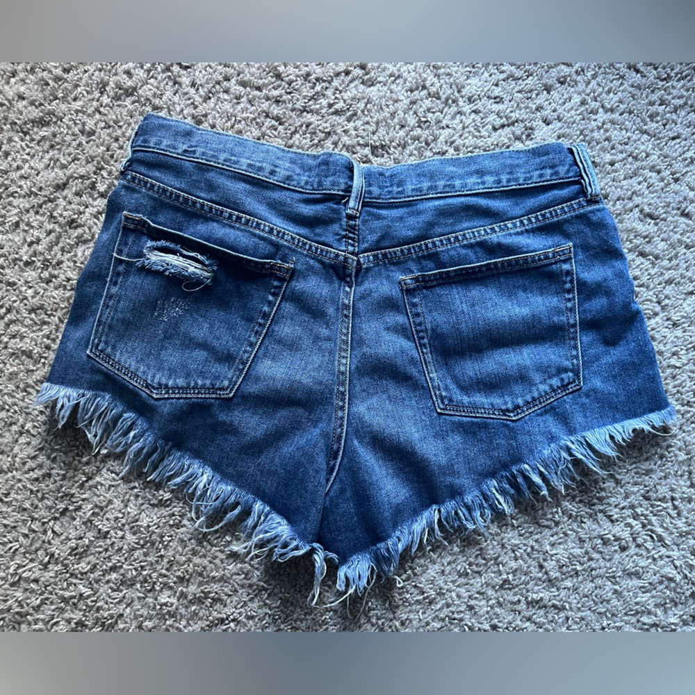 Super cute Free People We The Free Loving Good Vibrations Cutoffs in mid indigo! - Picture 4 of 9
